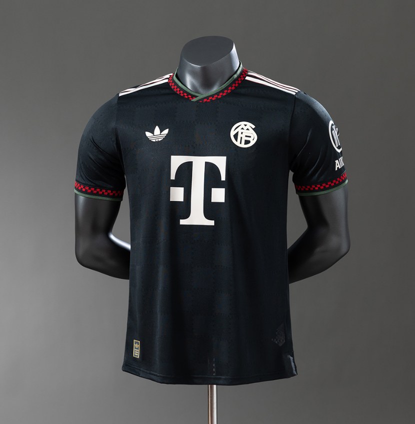 Bayern Munich 25/26 Third Black — Player Version