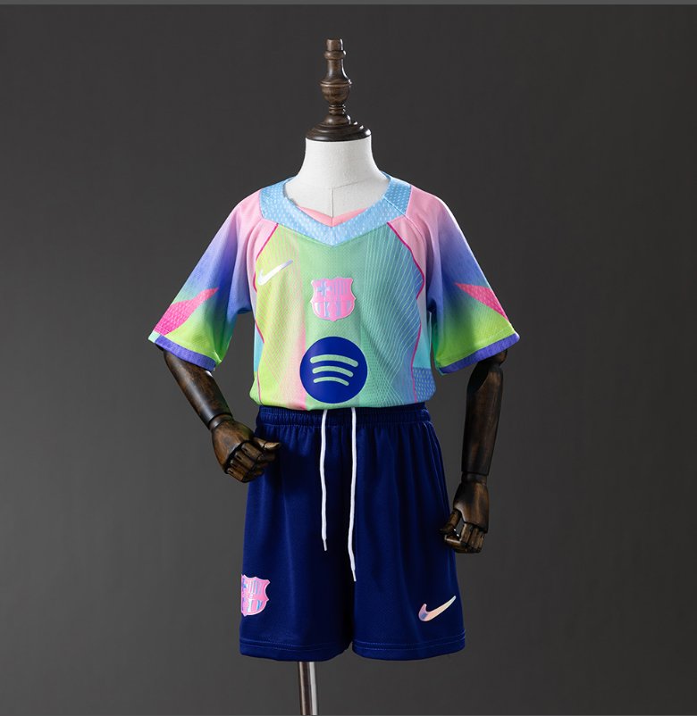 FC Barcelona 2024/25 Pre-Match Pastel - Kids Kit