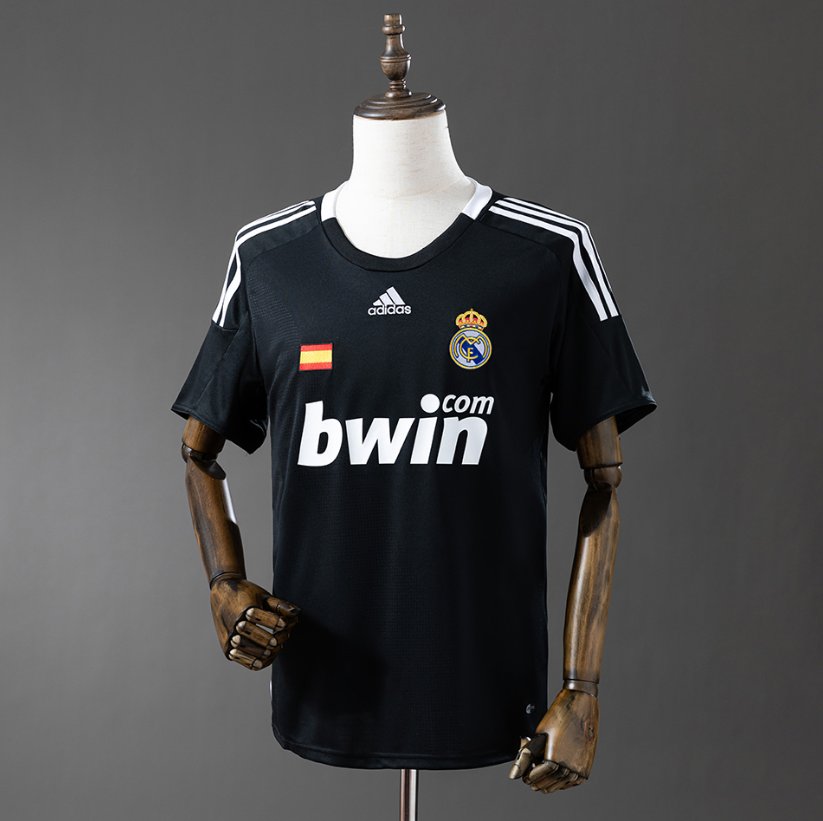 Real Madrid Retro Away — bwin Era — Player Version