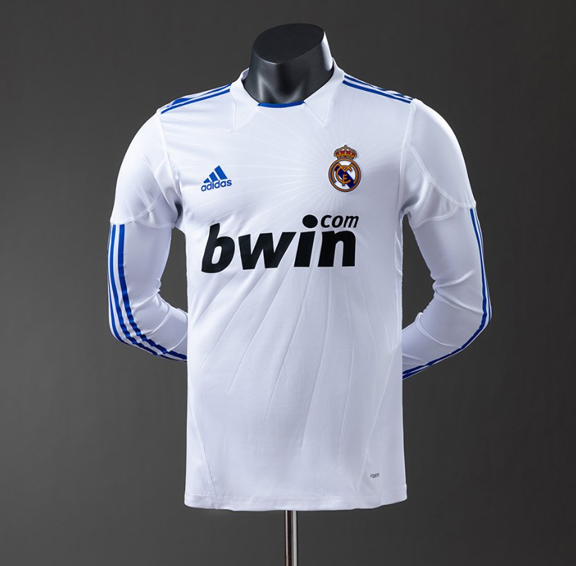 Real Madrid 2010/11 Home — Player Version