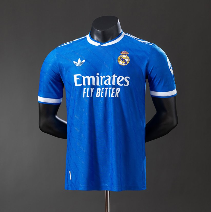 Real Madrid Retro Special — adidas Originals Era — Player Version