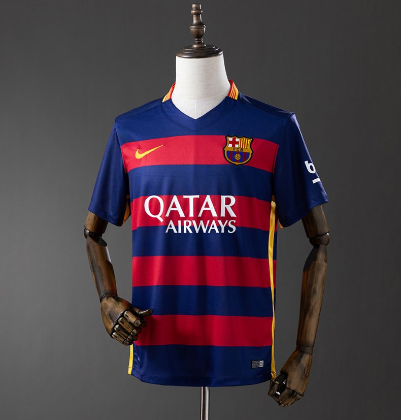 FC Barcelona Retro Home — Qatar Airways Era — Player Version