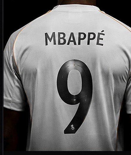 Mbappé Real Madrid kit
